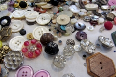 ....so many fantastic buttons...